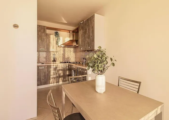 Bellavista Con Ac E Posto Auto A Brunate 公寓 *