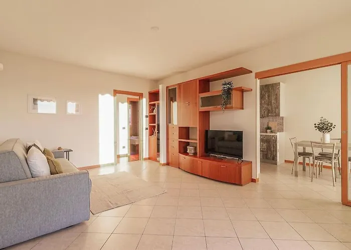 Bellavista Con Ac E Posto Auto A Brunate *