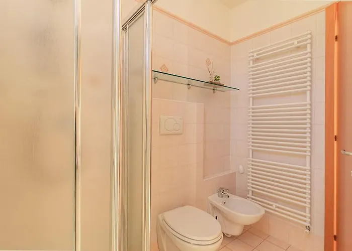 Bellavista Con Ac E Posto Auto A Brunate 科莫